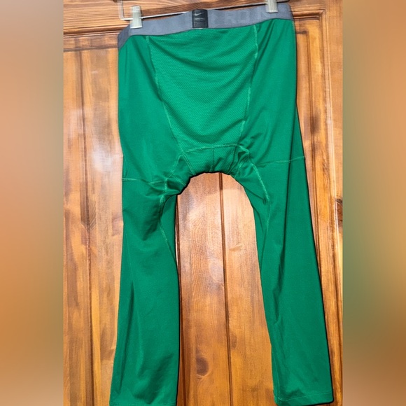 NIKE PRO COMBAT NBA LEGGINGS SIZE XL WORN ONCE OR TWICE - Picture 7 of 8